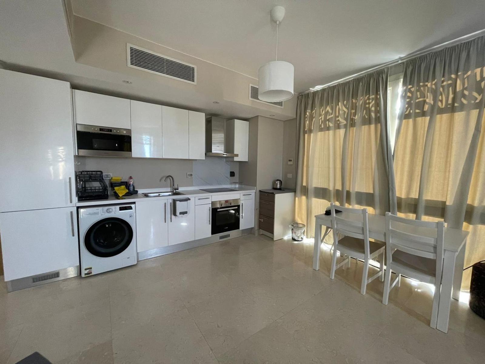 Sea View With Free Access One Bedroom , Mangroovy-gouna Apartament